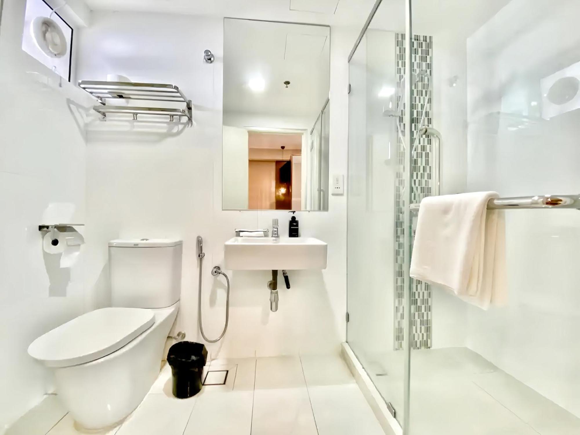 Maritime Seaview Suites Penang 乔治敦 外观 照片
